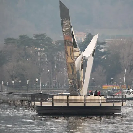 La Funicolare A Lago Como