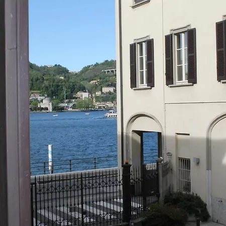 Apartment La Funicolare A Lago
