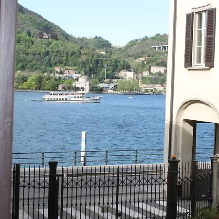 La Funicolare A Lago Como