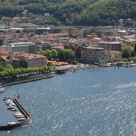 La Funicolare A Lago * Como