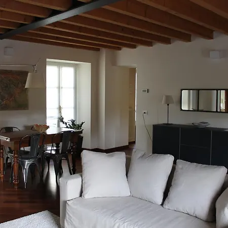 Apartment La Funicolare A Lago