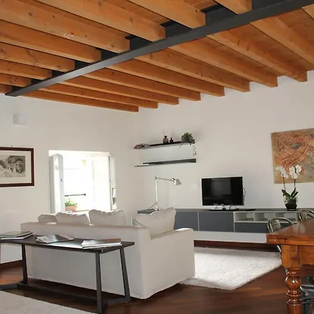 La Funicolare A Lago Apartment
